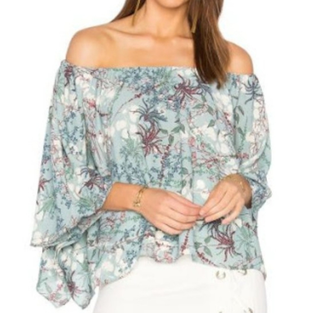 NWT Krisa size small off shoulder drap top
